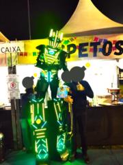 Robo led personagens vivos casamento evento loja escolas festa