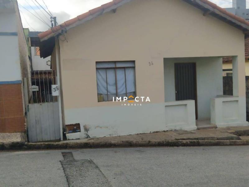 <Casa com 2 dormitórios à venda por R$ 300.000 - Nossa Senhora Aparecida - Pouso Alegre/MG