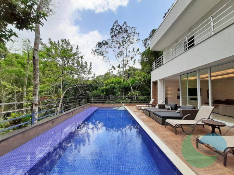 <Casa com 6 dormitórios para alugar, 900 m² - Praia do Iporanga - São Pedro - Guarujá/SP
